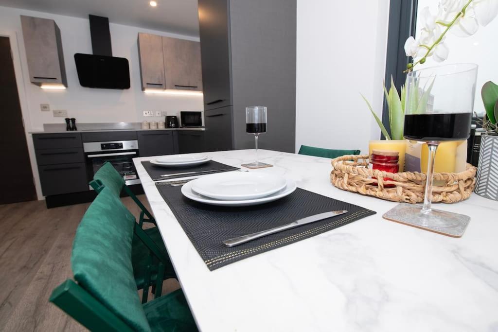 Ferienwohnung Deluxe 2 Bed York Flat With Gym Sleeps 6 Exterior foto
